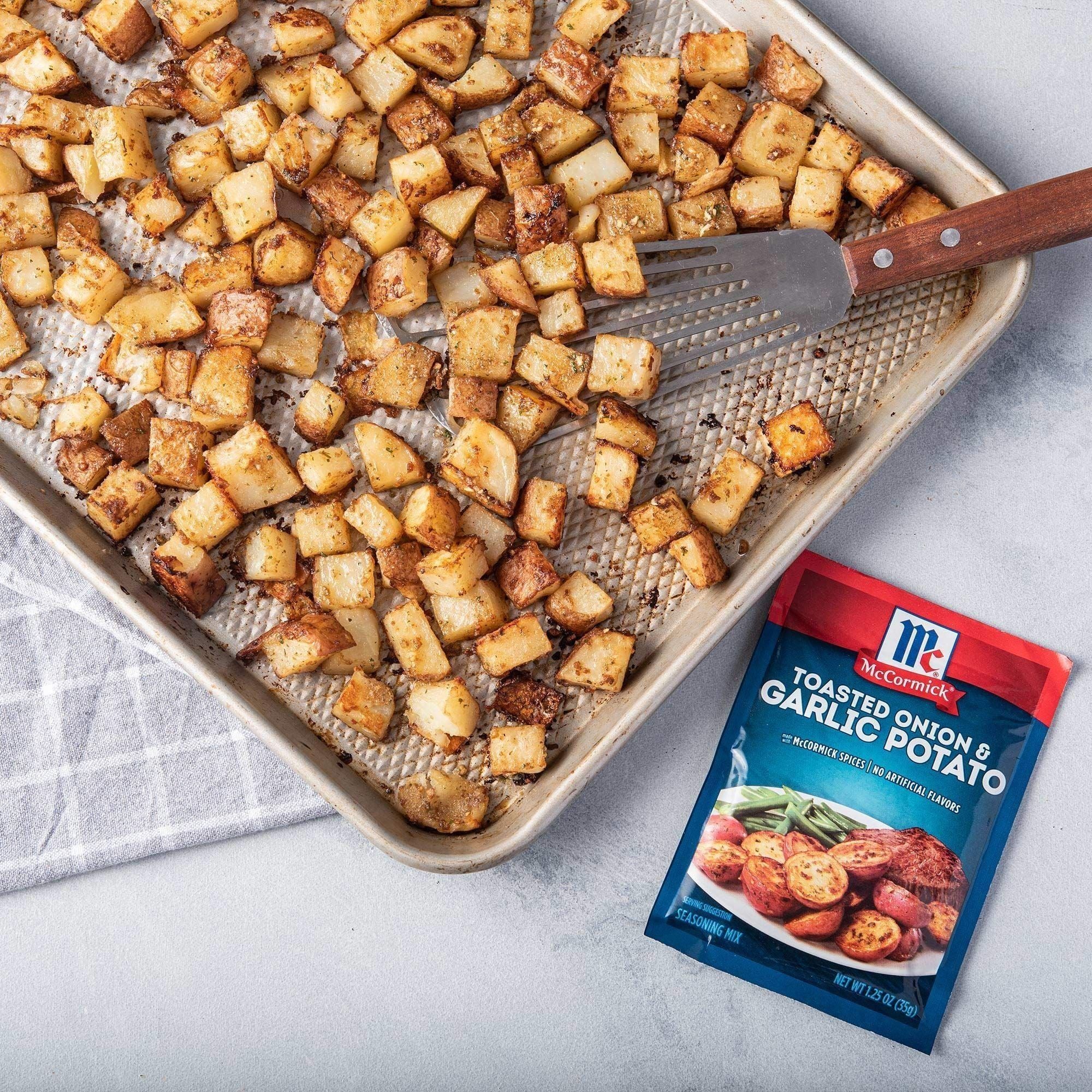 McCormick Toasted Onion & Garlic Roasted Potato Seasoning, 1.25 oz (12 Pack) - McCormick